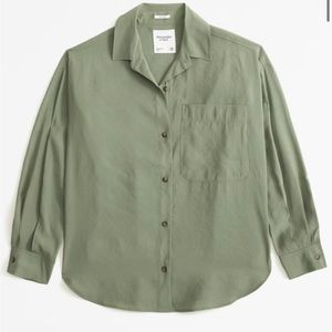 Abercrombie & Fitch Oversized Cupro Shirt Green Size Medium